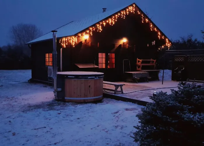 Kuuseoksa Holiday home *